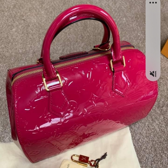 LV Montana Handbag - Picture 5 of 13